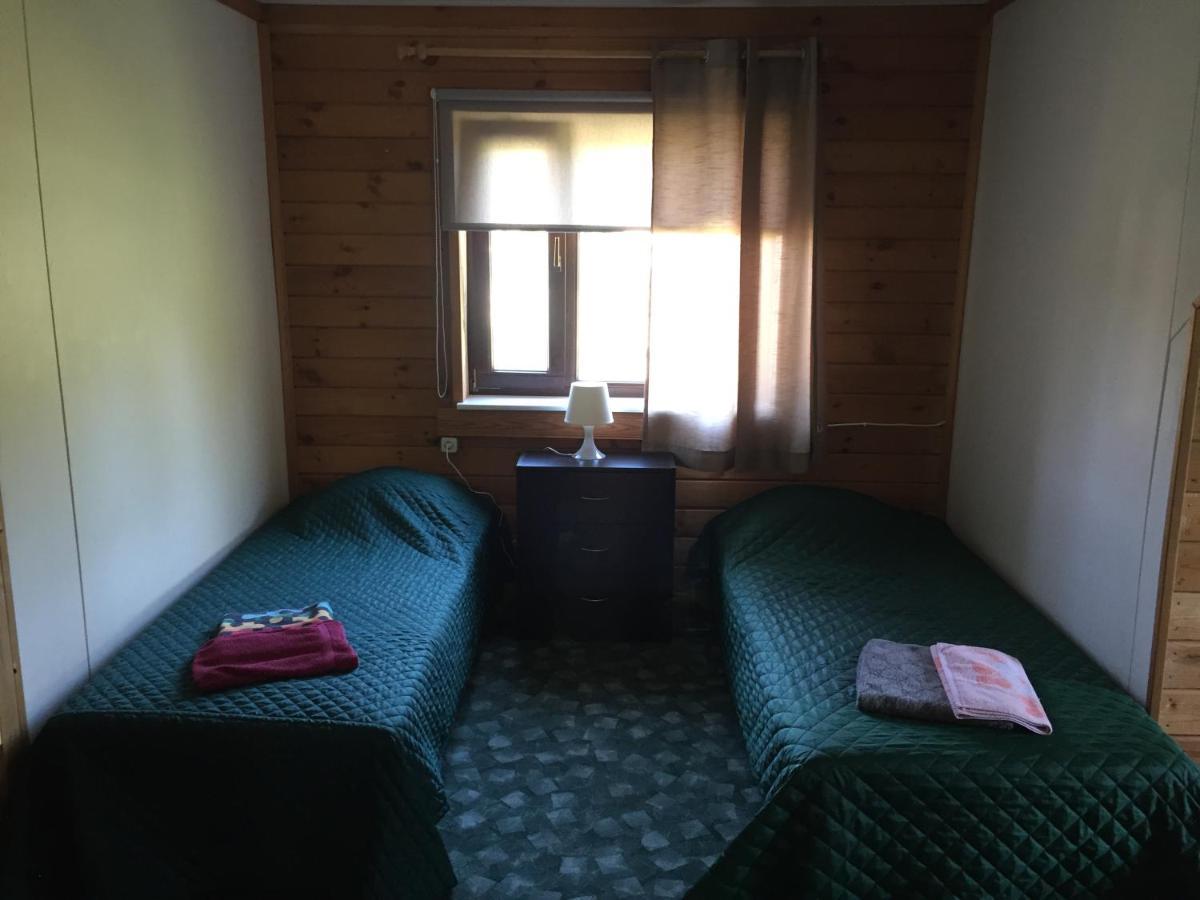 Laane Pansion Bed & Breakfast Kasmu Luaran gambar