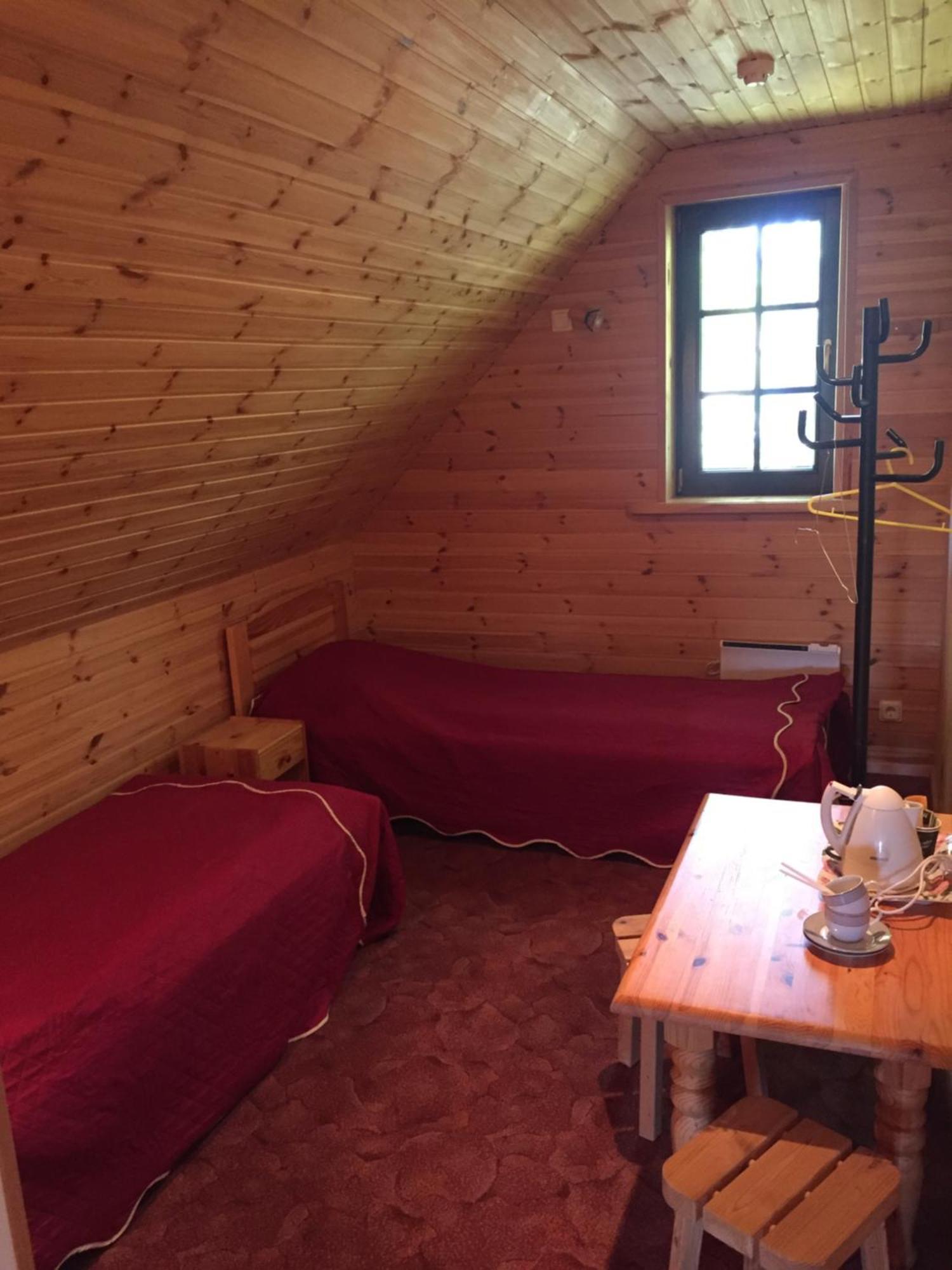 Laane Pansion Bed & Breakfast Kasmu Luaran gambar